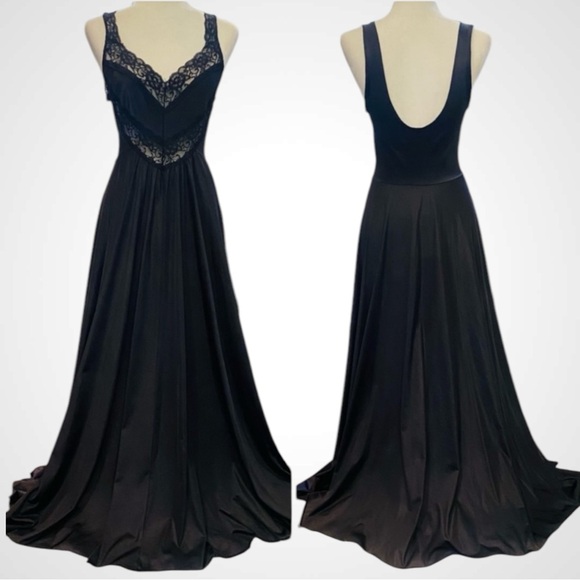 Vintage 80s Silky Nylon Undercover Wear Black Full Sweep Maxi Gown Slip Dress M